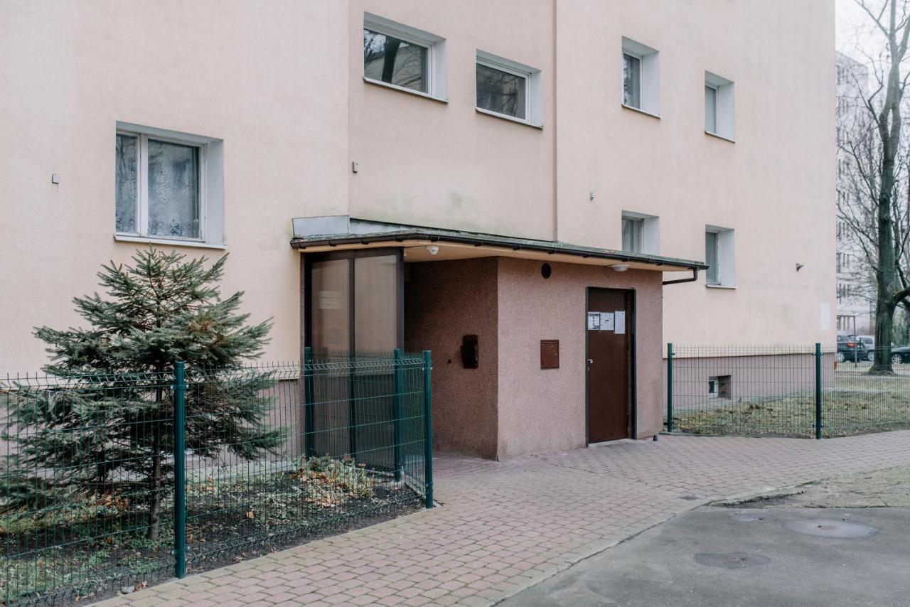 Apartel Metro Wierzbno Varšava Exteriér fotografie
